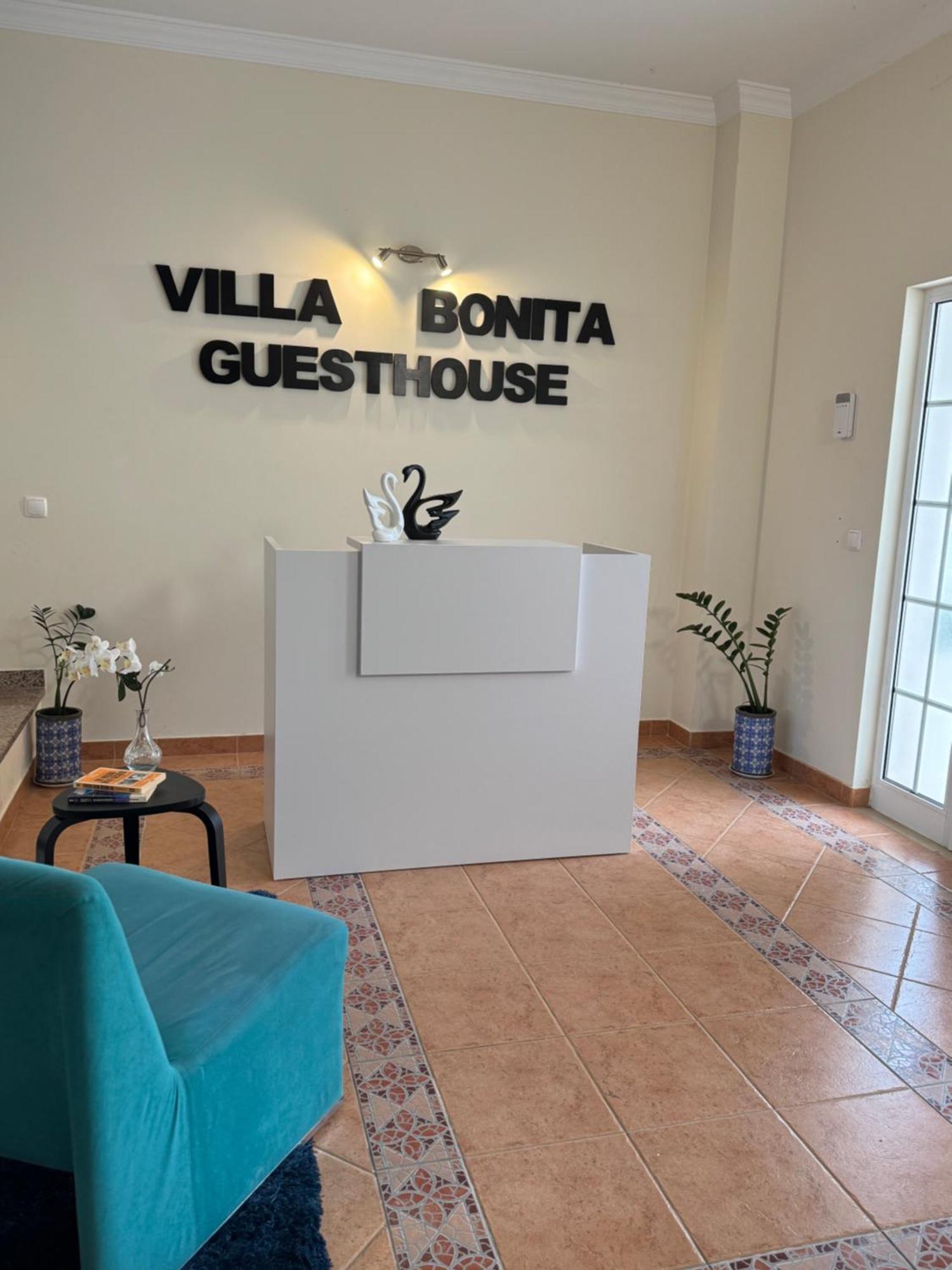 Villa Bonita Guesthouse Albufeira Old Town Exteriör bild